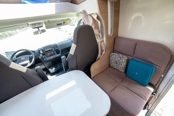                         Fiat Ducato Elnagh T-Loft 530 - zdjęcie 10
                        