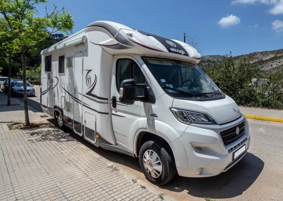                         Fiat Ducato Elnagh T-Loft 530 - zdjęcie 1
                        