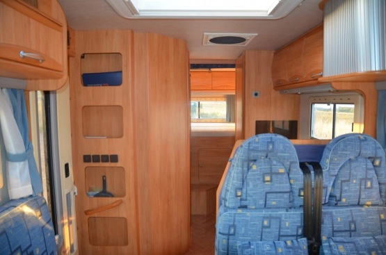                         Mercedes Sprinter Adria 670 SP - zdjęcie 17
                        