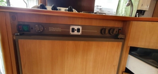                         SPRZEDAM KAMPERA - zdjęcie 12
                        