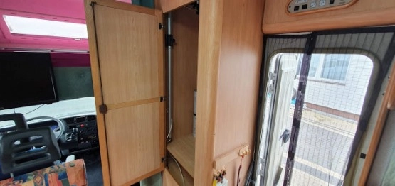                         SPRZEDAM KAMPERA - zdjęcie 19
                        