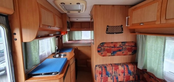                         SPRZEDAM KAMPERA - zdjęcie 9
                        