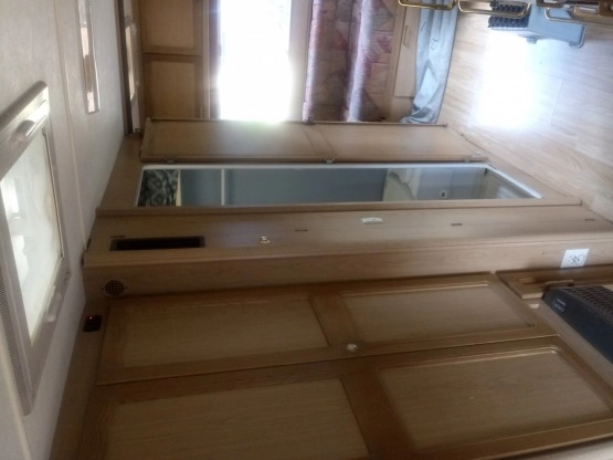                         Swift Challenger 490 se lux - zdjęcie 8
                        