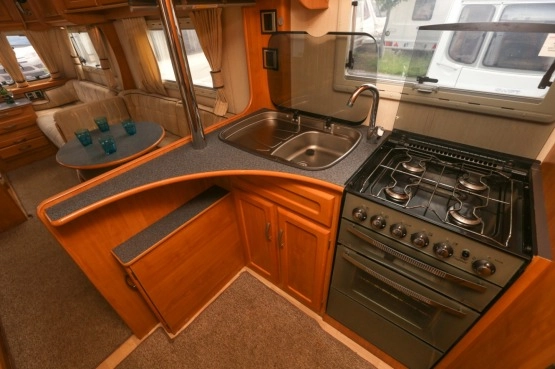                         Profesjonalna sesja zdjęciowa - zdjęcie 16
                        