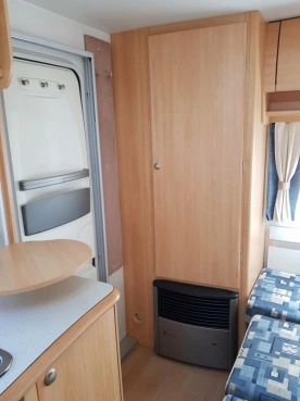                         Przyczepa kempingowa Home-Car 446h DMC 1100kg - zdjęcie 4
                        