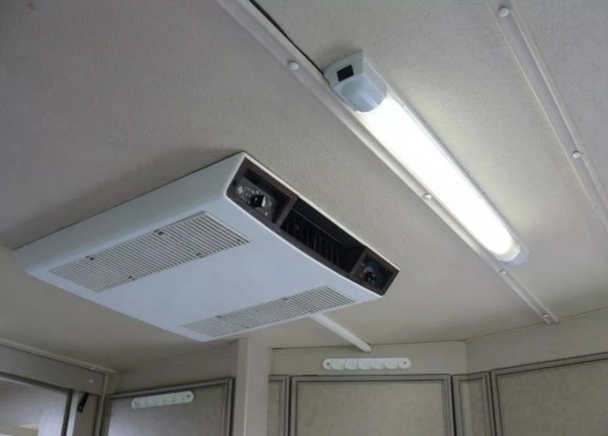                         Kamper Fiat Ducato 1993, 2.5 TD, klima, wspomaganie - zdjęcie 23
                        