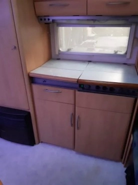                         Fendt 496 łóżko piętrowe - zdjęcie 4
                        