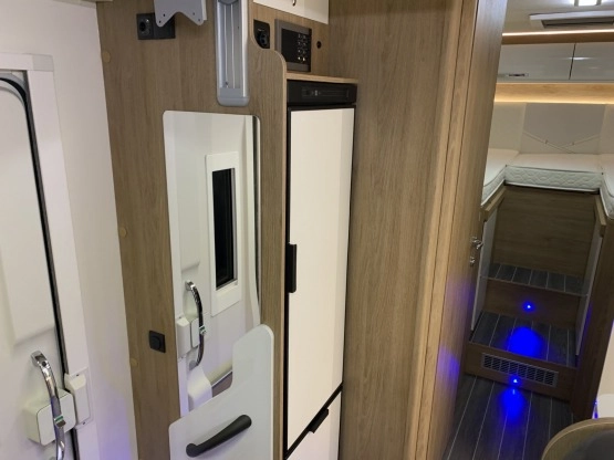                         Ford Caravans International Horon 84XT DEMO KLIMA! AUTOMAT 170KM REMISY Kamper - zdjęcie 13
                        