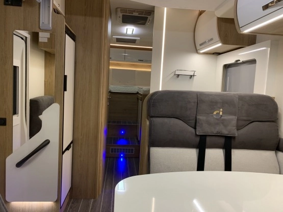                         Ford Caravans International Horon 84XT DEMO KLIMA! AUTOMAT 170KM REMISY Kamper - zdjęcie 14
                        