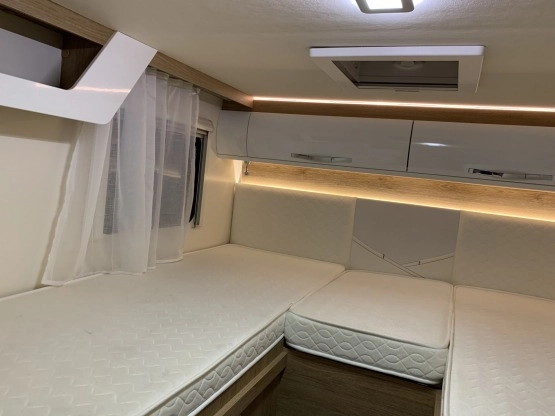                         Ford Caravans International Horon 84XT DEMO KLIMA! AUTOMAT 170KM REMISY Kamper - zdjęcie 9
                        