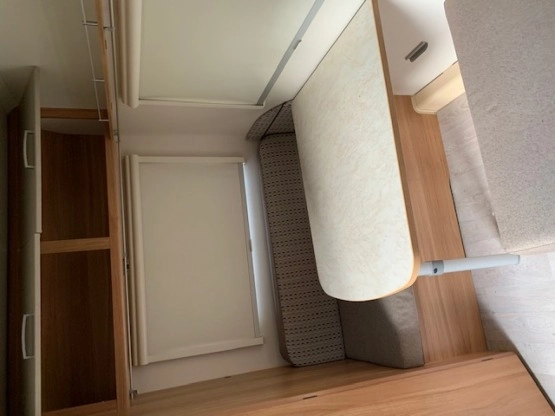                         Przyczepa Kempingowa CaravelAir Antares 390 - zdjęcie 5
                        