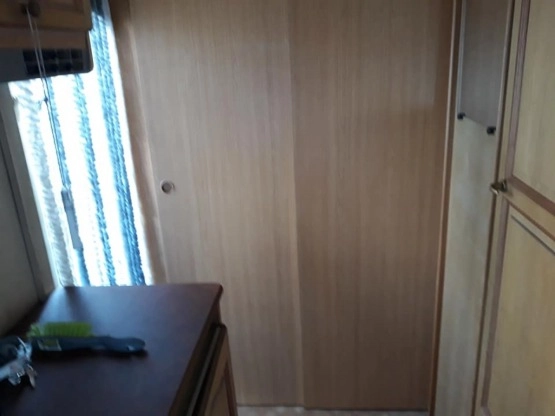                         Przyczepa kempingowa Adria 400 - zdjęcie 14
                        