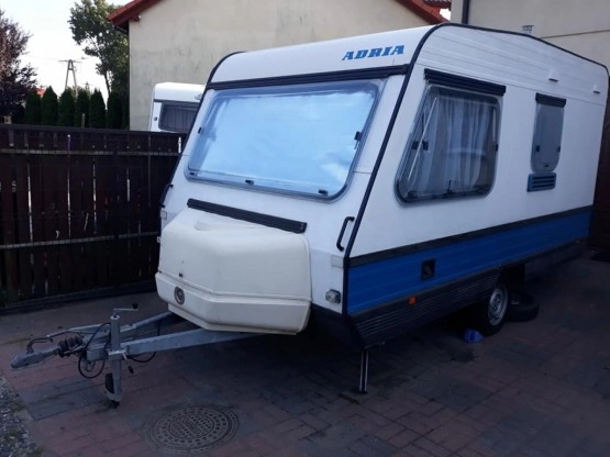                         Przyczepa kempingowa Adria 400 - zdjęcie 1
                        