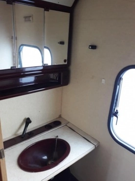                         Przyczepa kempingowa Adria 400 - zdjęcie 3
                        