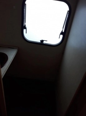                         Przyczepa kempingowa Adria 400 - zdjęcie 8
                        