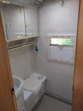                         Kamper Eura Mobil - zdjęcie 4
                        