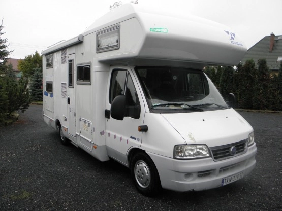                         Fiat Ducato zabudowa Autostar 2.8JTD przebieg 45000km - zdjęcie 1
                        