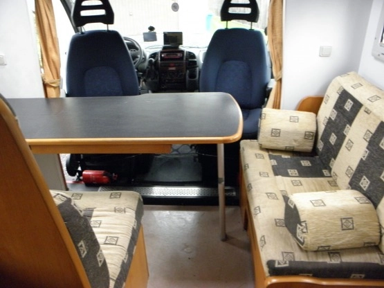                         Fiat Ducato zabudowa Autostar 2.8JTD przebieg 45000km - zdjęcie 7
                        