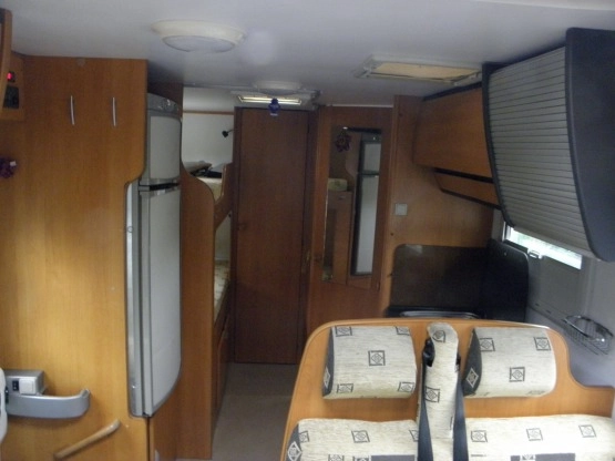                         Fiat Ducato zabudowa Autostar 2.8JTD przebieg 45000km - zdjęcie 9
                        