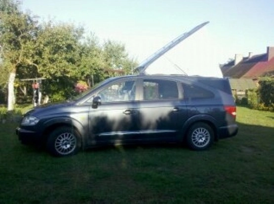                         Ssangyong Rodius 4x4 camper 7 miejsc 4WD westfalia Mercedes ML - zdjęcie 6
                        