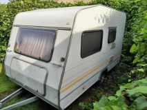                         Przyczepa KNAUS Country 8804 + przedsionek - zdjęcie 2
                        