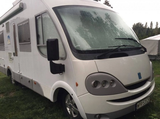                         Sprzedam kampera Knaus Sun Liner  - zdjęcie 1
                        