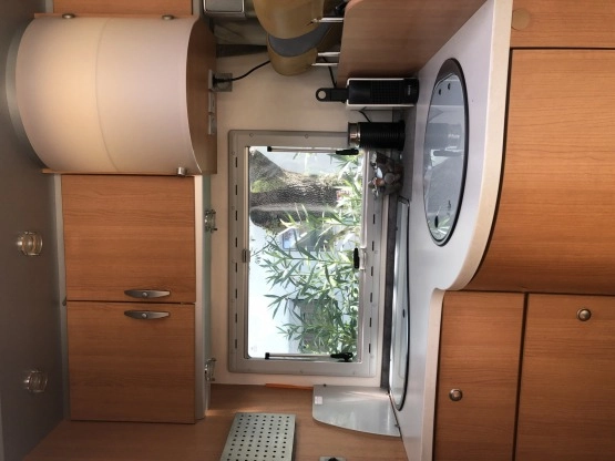                         Sprzedam kampera Knaus Sun Liner  - zdjęcie 3
                        