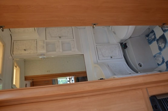                         PRZYCZEPA KEMPINGOWA HOBBY DE LUXE 450   - zdjęcie 10
                        