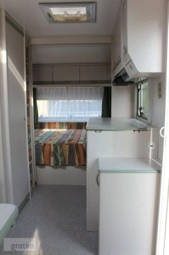                         Sprzedam przyczepę kampingową Knaus Sudwind  - zdjęcie 4
                        