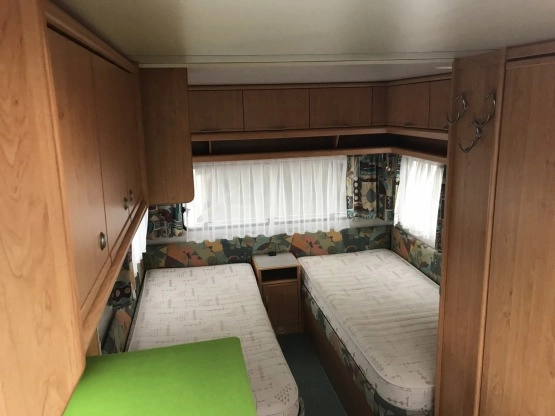                         KNAUS 2604 (550) - zdjęcie 7
                        