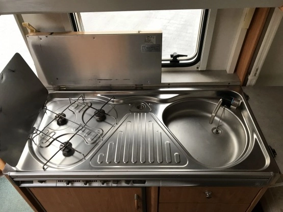                         KNAUS 2604 (550) - zdjęcie 8
                        