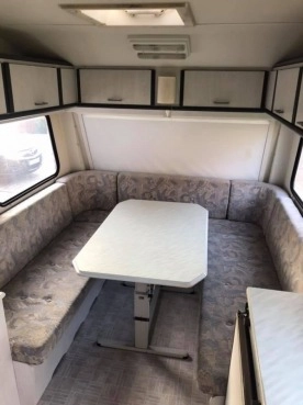                         Przyczepa CHATEAU 380 Leszno - zdjęcie 11
                        