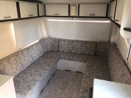                         Przyczepa CHATEAU 380 Leszno - zdjęcie 13
                        