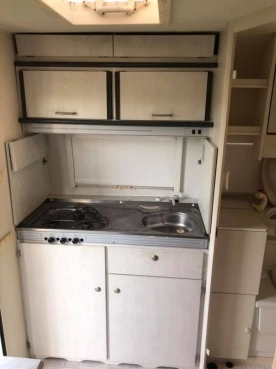                         Przyczepa CHATEAU 380 Leszno - zdjęcie 9
                        