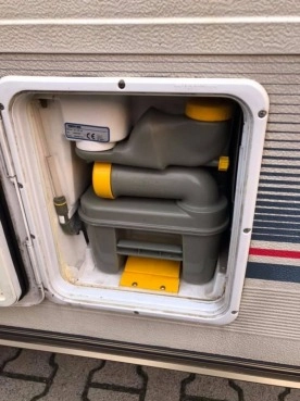                         Przyczepa ADRIA Optima Leszno - zdjęcie 14
                        