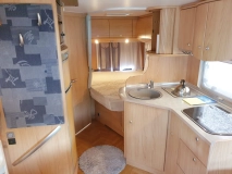                         Burstner Delfin t686 3.0DCI półintegra - zdjęcie 10
                        