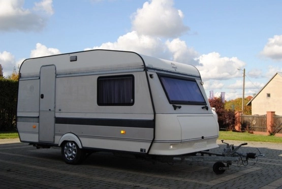                         HOBBY 400 Jasne wnętrze! Zadbana! Zarejestrowana! Ogrzewanie! WC! - zdjęcie 1
                        