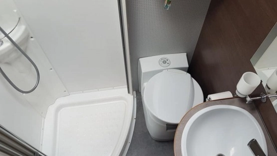                         Fiat Ducato Kamper Pilote Bavaria A70 - zdjęcie 3
                        