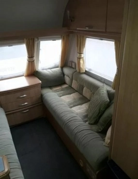                         Lunar Zenith Five 2005 r., Przedsionek, 5/6 osobowa - zdjęcie 10
                        