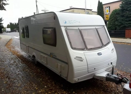                         Lunar Zenith Five 2005 r., Przedsionek, 5/6 osobowa - zdjęcie 1
                        