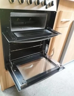                         Lunar Zenith Five 2005 r., Przedsionek, 5/6 osobowa - zdjęcie 21
                        