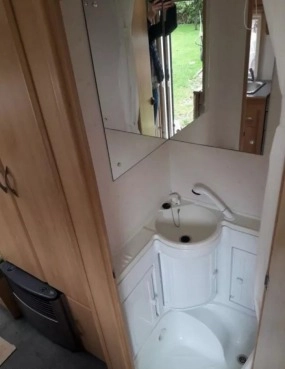                         Lunar Zenith Five 2005 r., Przedsionek, 5/6 osobowa - zdjęcie 30
                        