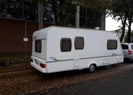                         Lunar Zenith Five 2005 r., Przedsionek, 5/6 osobowa - zdjęcie 4
                        