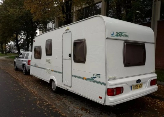                         Lunar Zenith Five 2005 r., Przedsionek, 5/6 osobowa - zdjęcie 5
                        