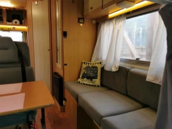                         Fiat Ducato 1998 rok - zdjęcie 5
                        