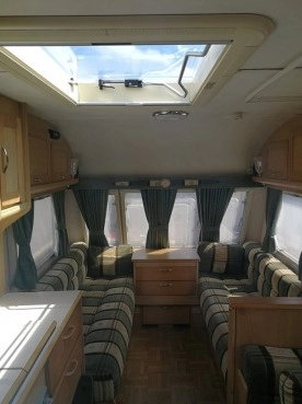                         Przyczepa Kempingowa Compass Magnum 524 GT/ 5 osobowa 2002 rok z namiotem - zdjęcie 28
                        