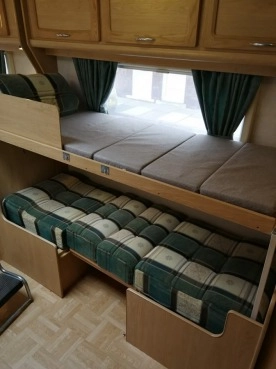                         Przyczepa Kempingowa Compass Magnum 524 GT/ 5 osobowa 2002 rok z namiotem - zdjęcie 6
                        