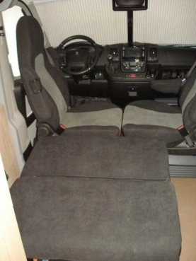                         Kamper camper campervan k-9 peugot boxer L4H3 - zdjęcie 10
                        