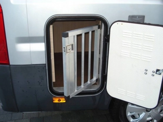                         Kamper camper campervan k-9 peugot boxer L4H3 - zdjęcie 2
                        