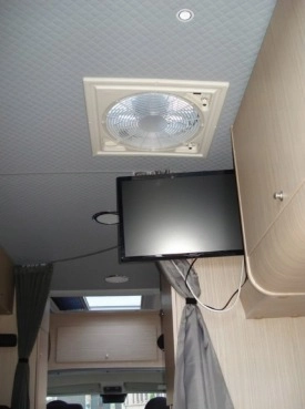                         Kamper camper campervan k-9 peugot boxer L4H3 - zdjęcie 3
                        